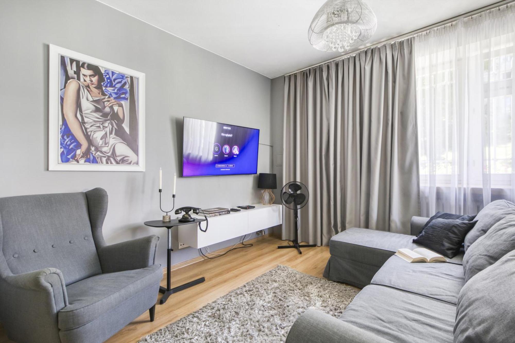 Nr 1 Europa22 Centrum Apartment Old Town Warsaw Stare Miasto Historyczna Kamienica Umiejscowiona W Zabytkowej Czesci Warszawy Obok Parku Multimedialnego I Barbakanu Parking 24H Sniadanie Opcjonaln Breakfast Optional Check In From 14 Pm Parter Ground Luaran gambar